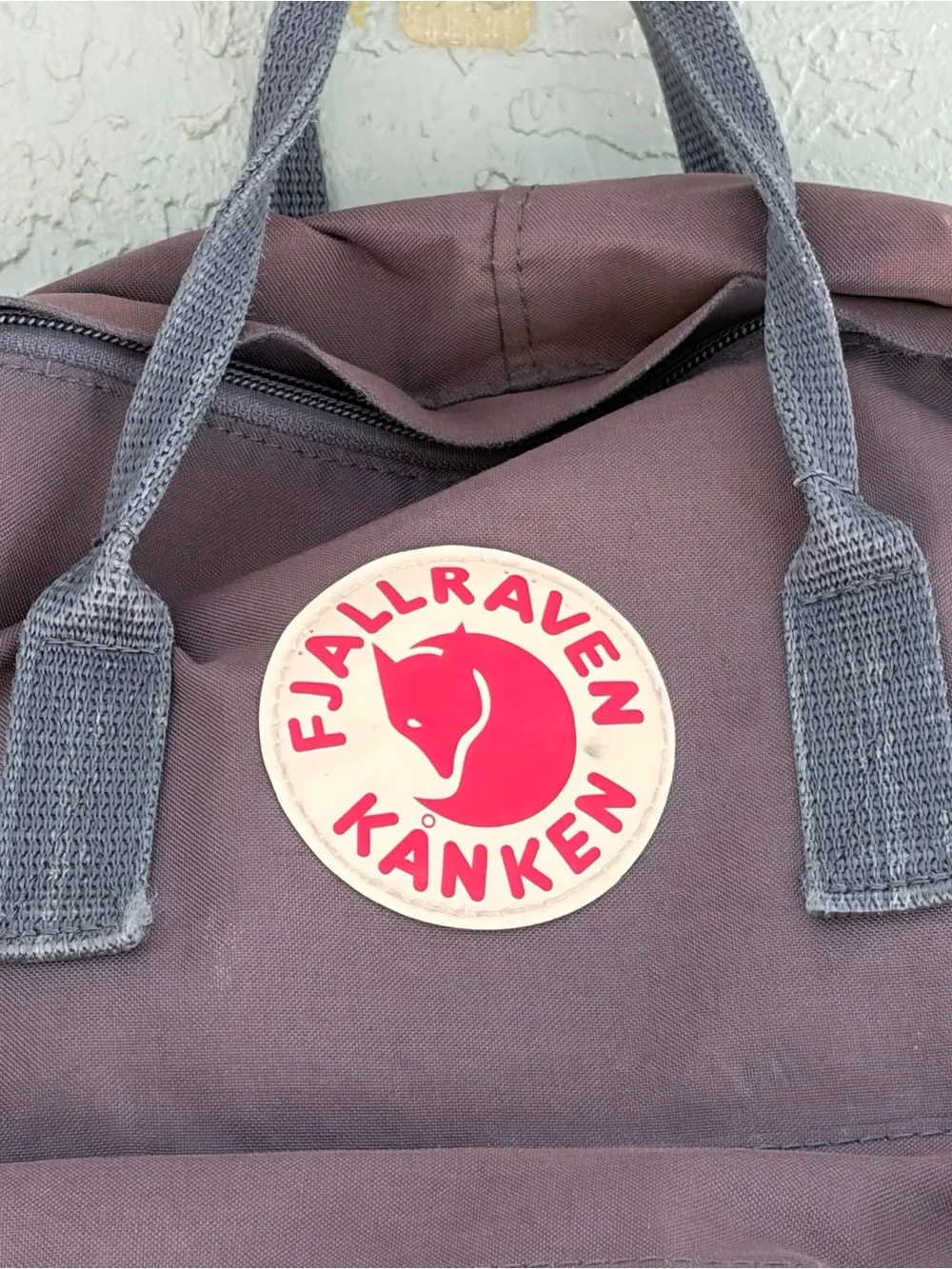 Fjallraven Kånken Backpack - Dark Brown with Red Logo